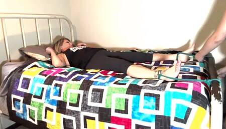 @MizzLollyGagg and @KendraLynnXXX - So you want to be a Rigger part 2 (WMV)