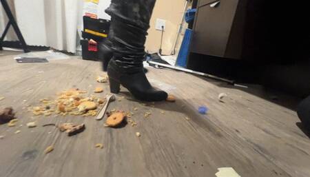 Candid crush food caught again