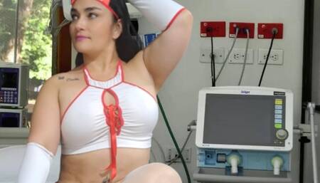 Horny nurse gives medicine to her patient (gives him a blowjob to cure him)