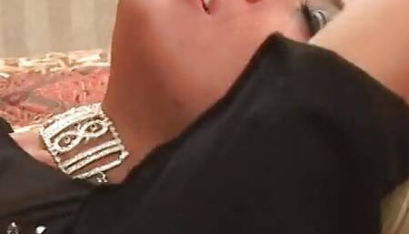 Lusty MILF sucks cock like horny bitch on the couch