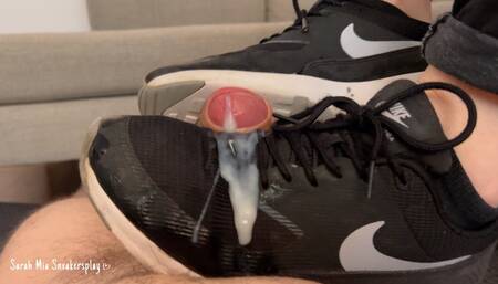 Shoejob - Blow your load over my Nike Thea Sneakers - 4K