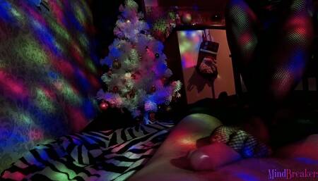 My Hot Stepsister Has Prepared a Special Christmas Gift in the Kitchen