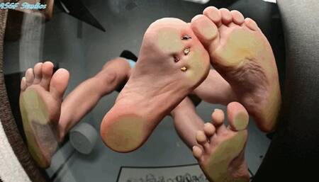 Two new Latina Mamis, crushing on glass - MOV