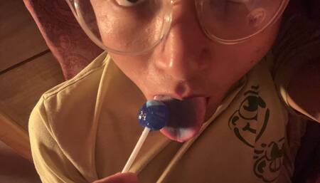 ????FIRST TIME TRYING SUCKING CANDY BY ASIAN