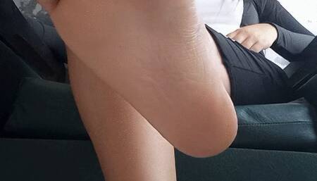 Oriidrk sitting wearing a dress