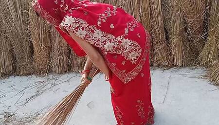Indian Beutifull maid wife outdoor fucking