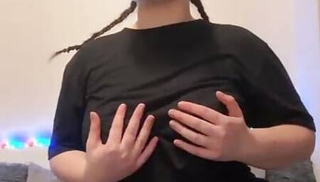 Big ass 18 yo girl wants to play