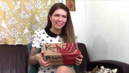 Best Friends Come In All Sizes ( Giantess ) FULL VERSION - MOV 1920x1080p