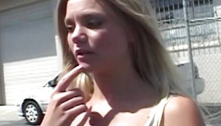 Audrey Hollander tongues the blonde and prepares her for hard anal in a threesome
