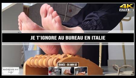 Je t'ignore au bureau en Italie 4K