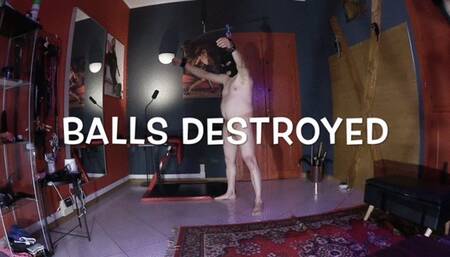 GEA DOMINA - BALLS DESTROYED: GEA DOMINA & MISTRESS AMARENA (MOBILE)