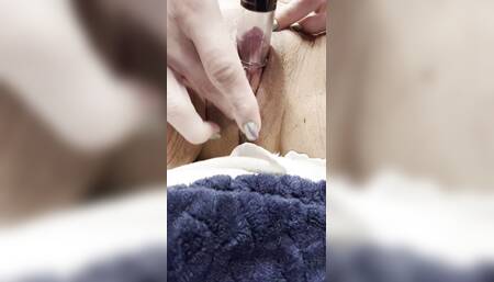 Big juicy clit gets pumped for masturbation orgasm