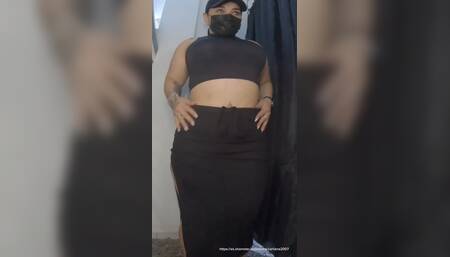 A little masturbation in the fitting room