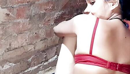 Sexy sister-in-law seduced her brother-in-law in hot night