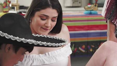 Stuffing My Stepsisters Pinata - S25:E3