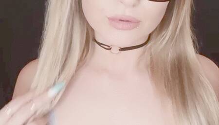 Smoking multiples in sexy dessous