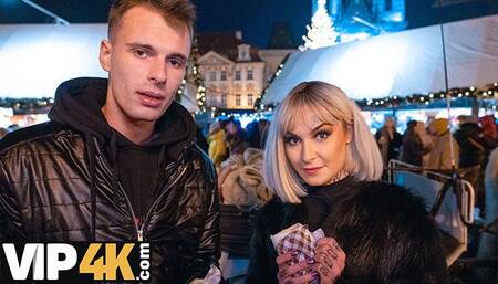 Tabitha's merry christmas trailer