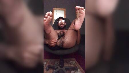 Spoil me if I turned you on and make you want to sniff my hairy asshole and suck on my feet. Suck my cock.