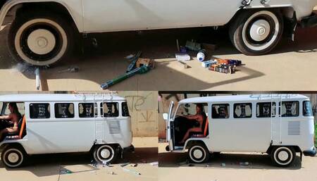 Car Crush Van VW 04