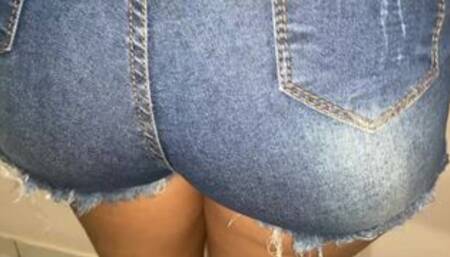 the hottest latina in the world