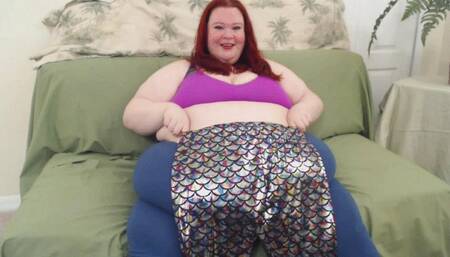 Too Fat For My New Leggings - Struggling To Get Dressed *MP4*