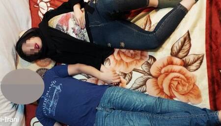 به دوس دخترم گفتم که به دوس دختر قبلیم بگیم بیاد که سه تایی باهم سکس کنیم.تریسام(پر از مکالمه فارسی)