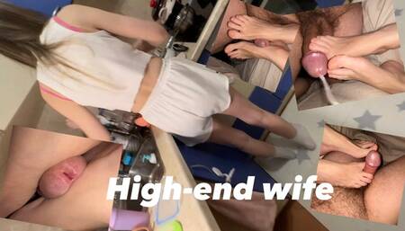 My beautiful wife is high-end footjob Maker She makes my friend cum with 2 toes