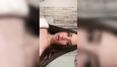 LATINA DOING NAKED TIKTOK