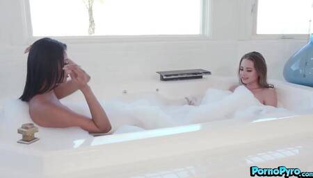 Kyler Quinn Eats Nia Nacci's Black Pussy In The Bath