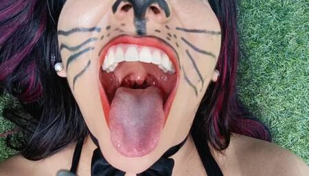 Giantess vore sexy cat pov