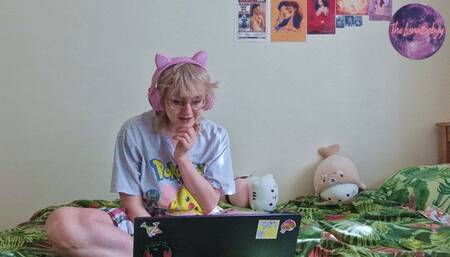 Streamer Stuffs and Turns into Cow