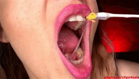 Cleaner of her tonsils and uvula wmv