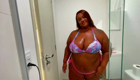 Big Brazilian BBW is in the shower trying to clean her dirty parts, she is so fat she cannot clean herself