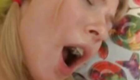 Making Her Russian Lesbian Pussy Cum