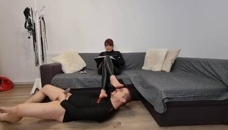 Mountain retreat with Faith - JOI while sniffing my dirty socks - part 11