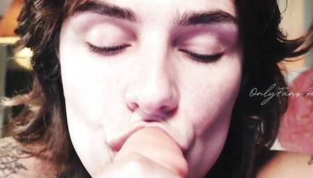 Dildo BJ by the best Flowerava