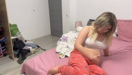 Super bloated belly blonde teen farting
