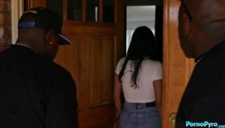 Violet Myers Car Breaks Down Black Dudes