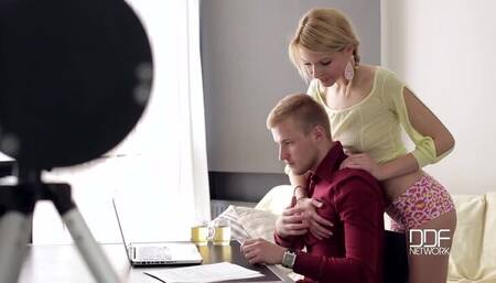 Karina Grand - Home Schooled: Sexy Coed Convinces Boyfriend with Intimate Lessons