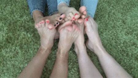 play footsie different positions 6 (saFP)