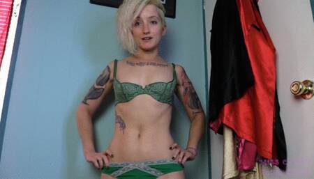 You Will Never Get Me Pregnant wmv