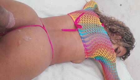 Beautiful Young Girl Sitting with Her Perfect Ass and Making Me Cum a Lot