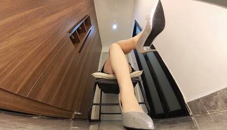 Trample you underfoot 4K