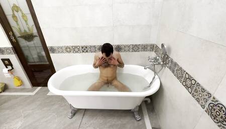 Wanking and Pissing in the Bath