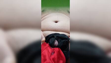 I found used panties and a bra in Madam Fatma's bathroom and I masturbated and squirted my semen on the used red bra.
