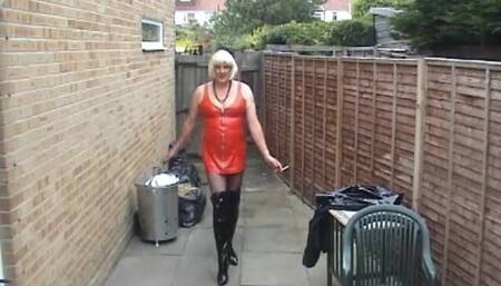 Sexy Smoking in Red Pvc Minidress