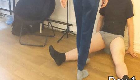 Daily Ballbusting Week 5 (70 kicks)