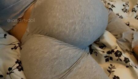 Smelly Farts before Bedtime 2