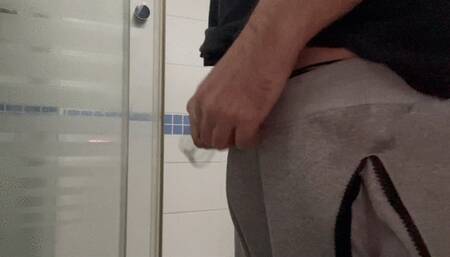 Load in 2 beats in the bathroom