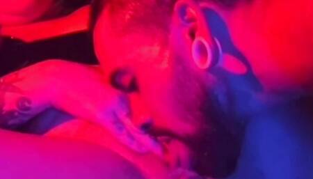 DRU WINTERZ WORSHIPS THE LADY VYVS GODDESS PUSSY AND MAKES HER SQUIRT AND CUM